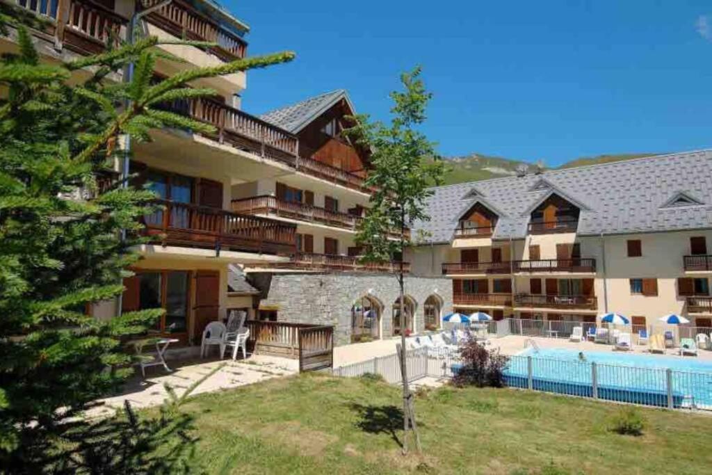 Logement 4/6 Personnes A La Montagne Avec Piscine Apartment Saint-Sorlin-d'Arves Ngoại thất bức ảnh